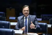 STF devolve elegibilidade a Acir Gurgacz para eleições