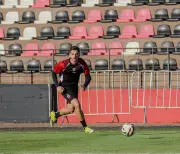 Tencati prioriza elenco atual e não conta com reforços no Botafogo-SP