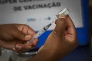 Vacina Covid: debate ressurge e reacende polarização