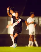Vasco vence Santos nos pênaltis e avança à final do Brasileirão Sub-20
