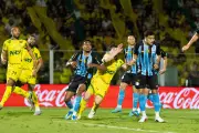 Wallace estreia no Grêmio em empate com Mirassol pela Copa do Brasil