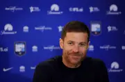 Xabi Alonso no Chelsea: técnico admite erros no Real Madrid