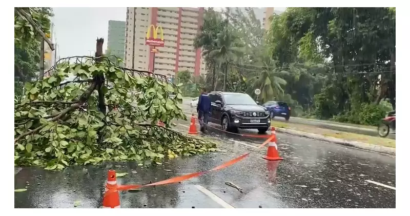 Alerta de chuvas intensas: 23 cidades da Paraíba em risco, incluindo João Pessoa