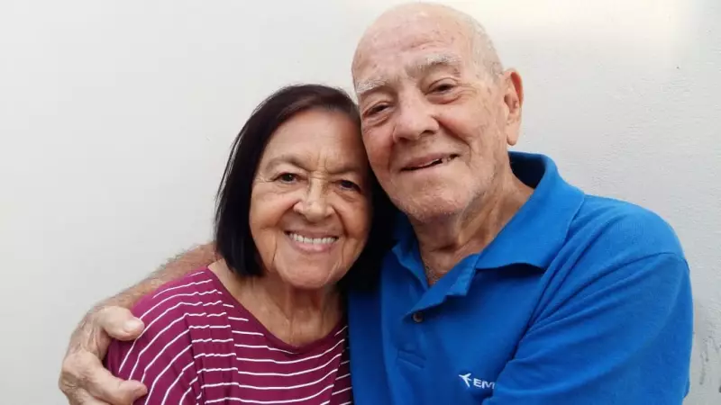 Amor Eterno: Casal Morre com 10 Horas de Diferença Após 70 Anos Juntos e Deixa Cartas de Amor Comoventes
