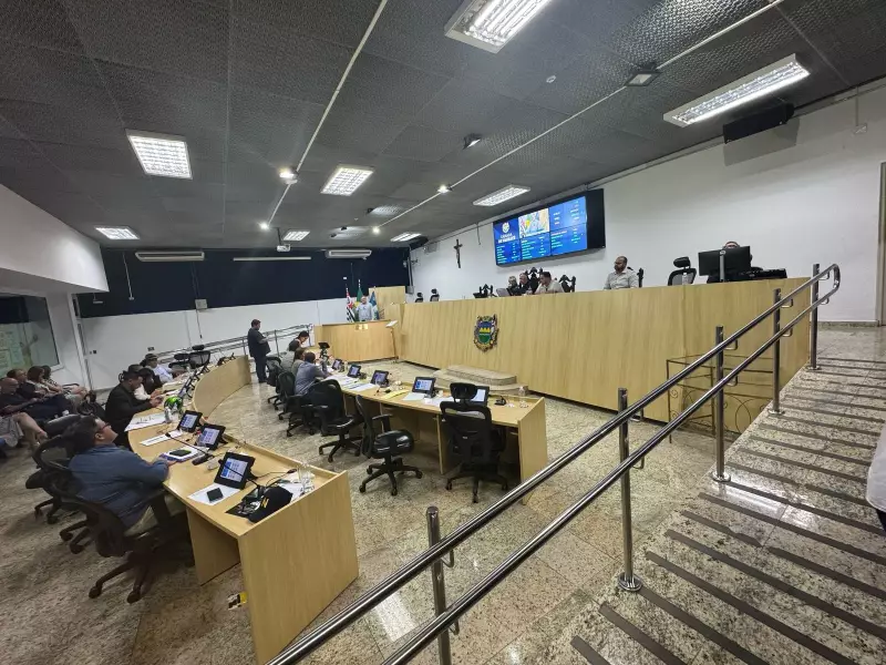 Câmara de Taubaté suspende decreto da prefeitura sobre pagamento de adicionais por insalubridade
