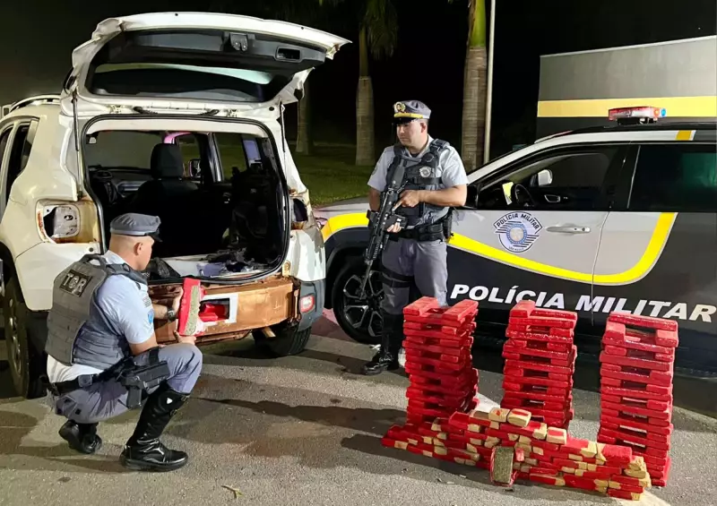 Casal paraguaio é preso com mais de 170 tijolos de maconha em carro roubado no interior de SP