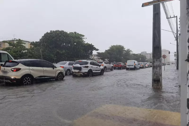 Chuva intensa causa transtornos e alagamentos em Sergipe; veja os impactos