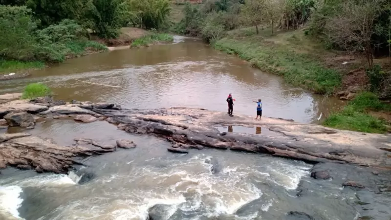 Corpo de homem é encontrado por pescador no Rio Xopotó em MG