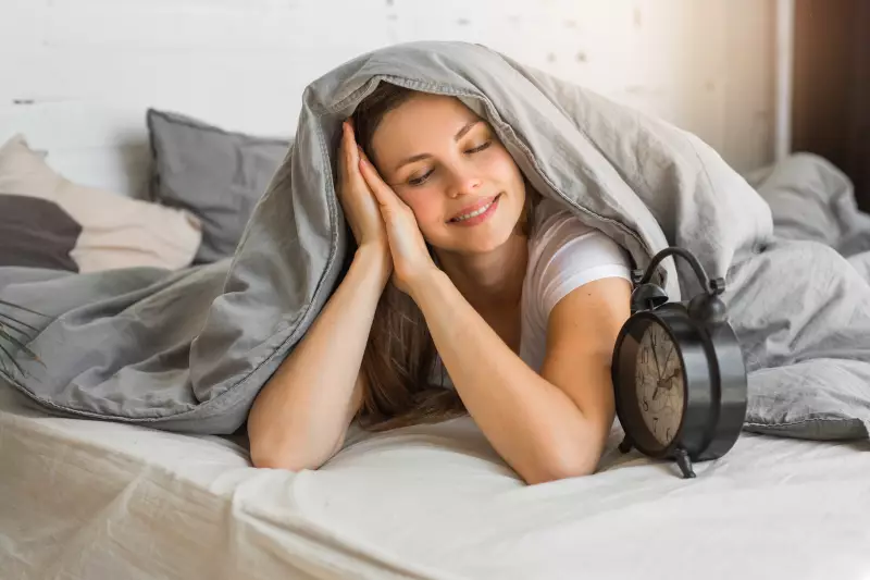 Dormir Melhor e Acordar Revigorado: Dicas Essenciais para uma Noite de Sono Perfeita