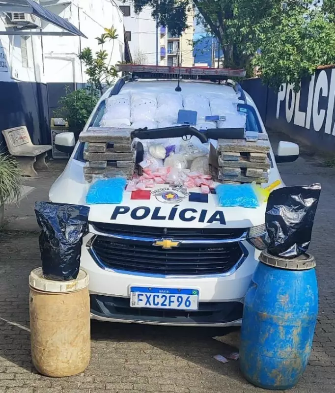 Flagrante em Ubatuba: Homem é preso com 28 quilos de maconha escondidos em barraca