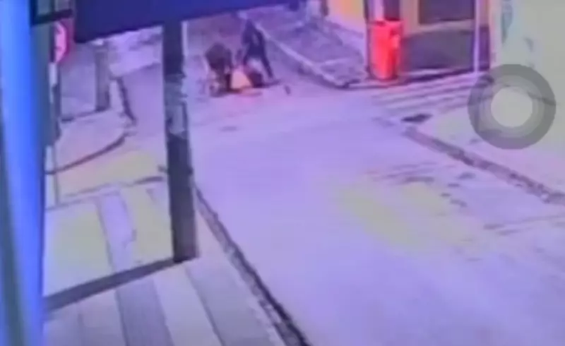 Homem de 54 anos é brutalmente espancado durante assalto no centro de Florianópolis