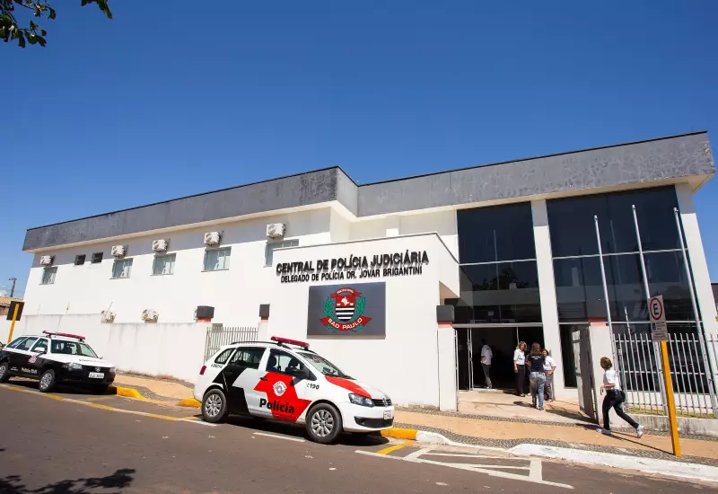 Homem é preso após agredir idosa com deficiência em tentativa de roubo em Tupã