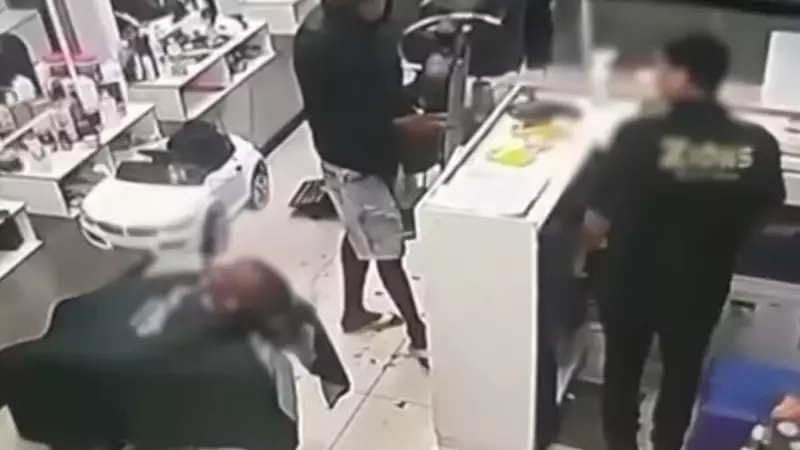 Homem é preso após assaltar barbearia e hamburgueria em Niterói — veja detalhes