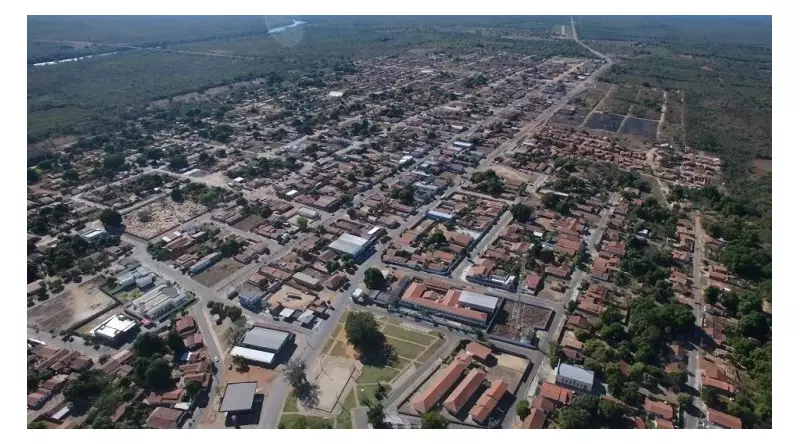 Homem é preso após condenação por estupro de adolescente e abuso da mãe da vítima no Tocantins