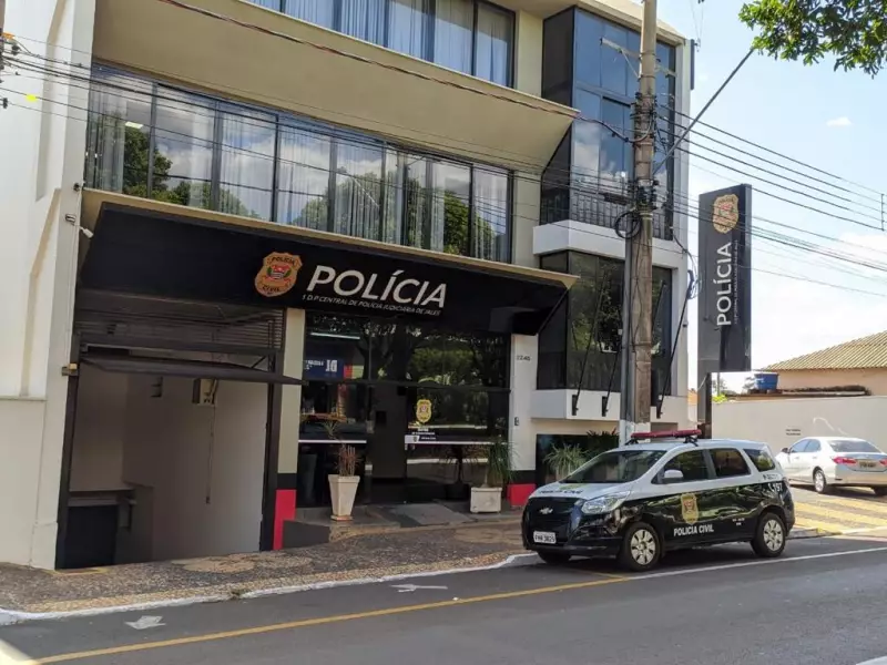 Jovem é vítima de emboscada e baleado por dívida de drogas em Três Fronteiras