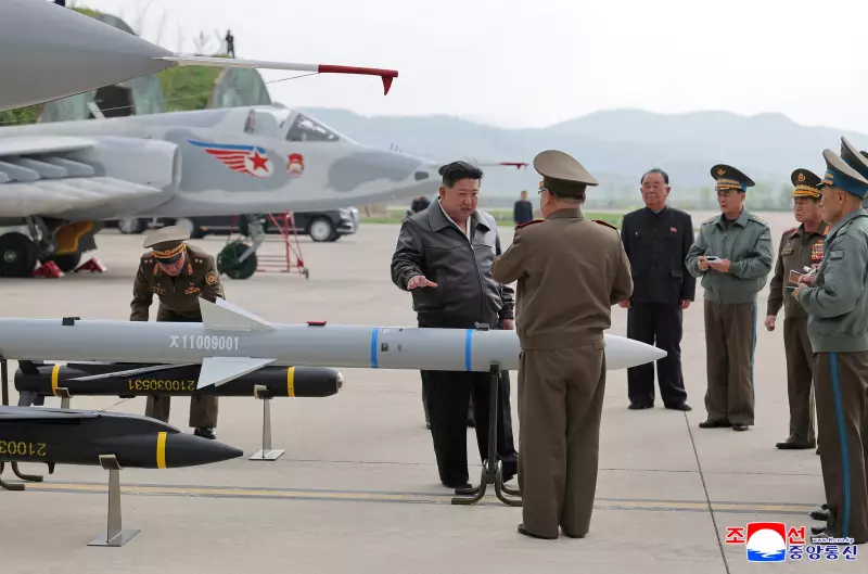 Kim Jong-un inspeciona manobras militares e alerta: Coreia do Norte intensificará preparação para guerra