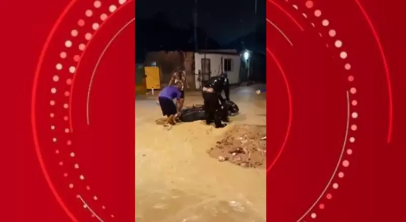 Motociclista é arrastado por enxurrada no Jacintinho, Maceió: veja o que aconteceu