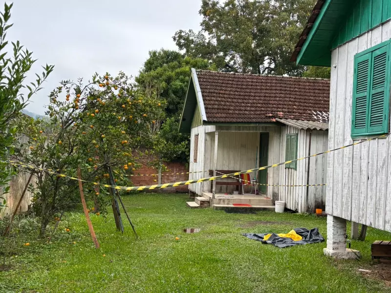 Mulher é assassinada a facadas por ex-companheiro no RS, três dias após conseguir medida protetiva