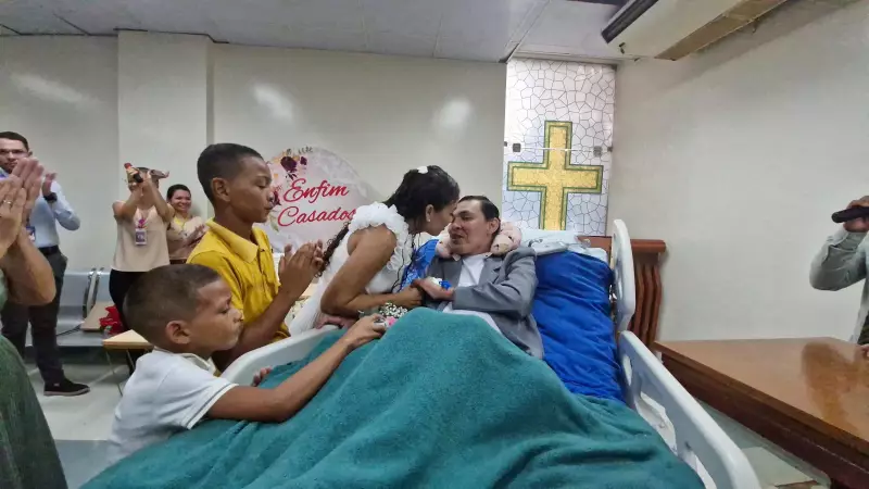 Paciente internado há 8 meses no HRBA realiza sonho de se casar: