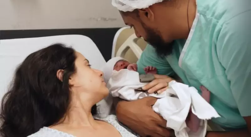 Parto surpresa em casa: Casal registra momento emocionante em vídeo