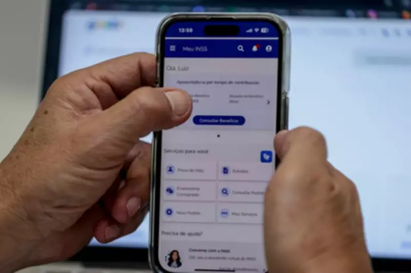 Reembolso digital pode deixar população vulnerável sem dinheiro, alerta Procuradoria