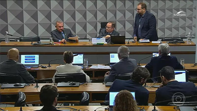 Senado avança em projeto que simplifica licenciamento ambiental: entenda as mudanças