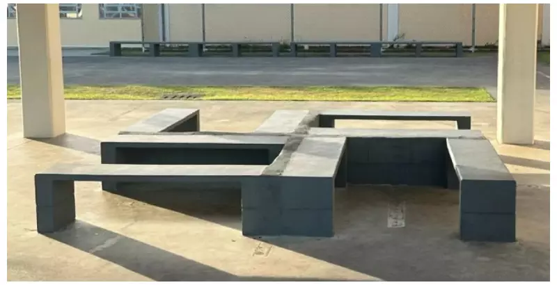 Símbolo nazista em banco de presídio no ES gera polêmica e investigação