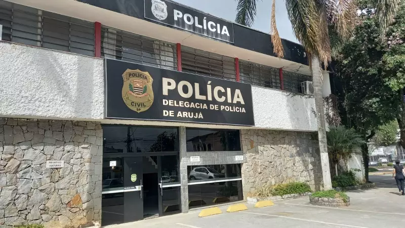 Tragédia em Arujá: Homem morre atropelado por ônibus em acidente chocante
