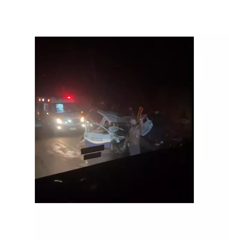 Tragédia na BR-381: Carreta tomba e colide com carro funerário em acidente grave