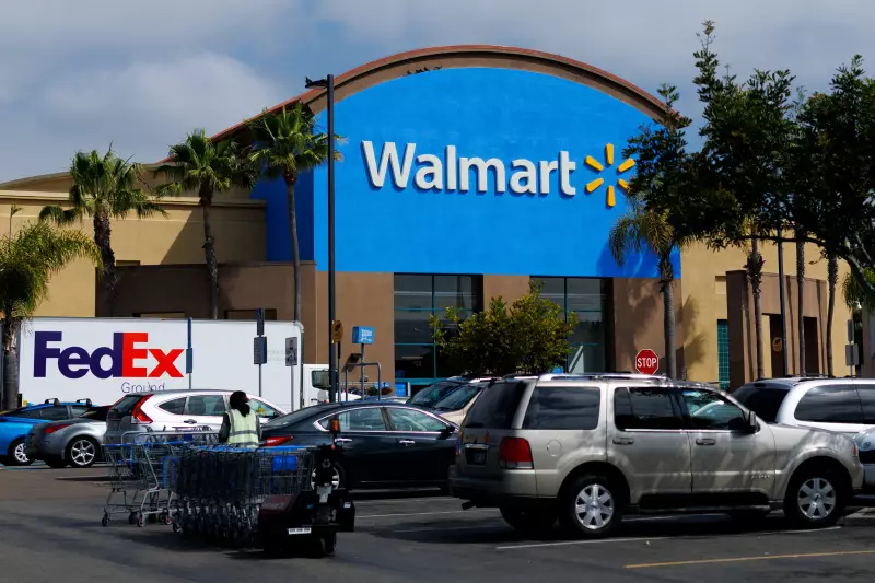 Trump desafia Walmart: 'Engula as tarifas e não repasse aos preços'